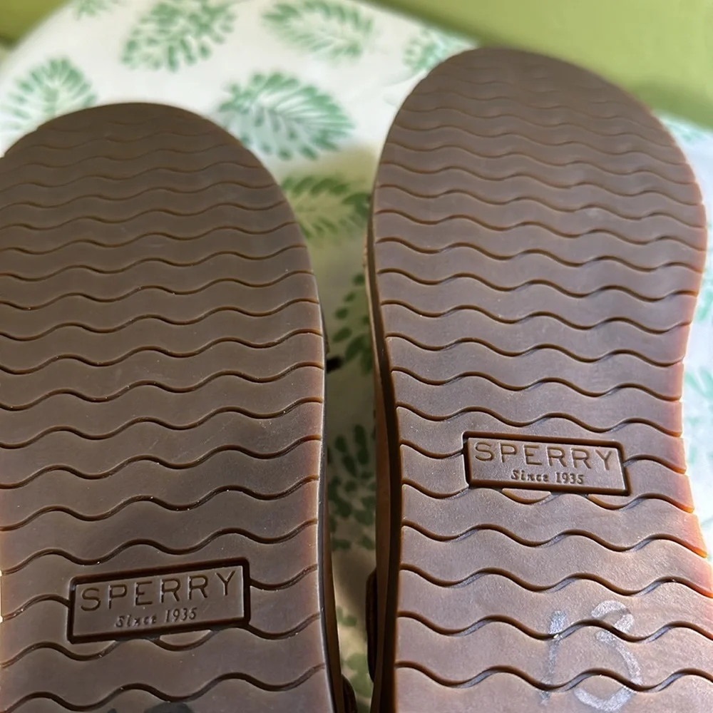 Sperry Tan Kids Boat Shoes with Brown Laces